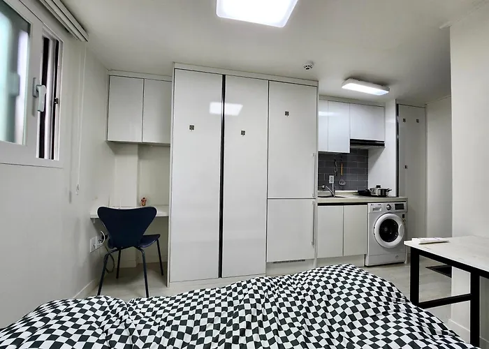 St Cozy Near Soongsil Station Апартаменты Сеул